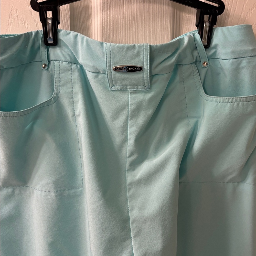 Jamie Sadock pedal pusher golf shorts - Picture 6 of 8